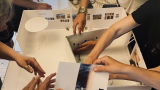 ©Mat Jacob : Monica en atelier