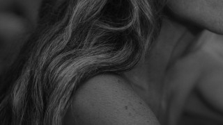 Nicole, Espagne, 2020 © Nadav Kander. Courtesy Flowers & Howard Greenberg Gallery