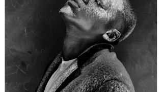 Daniel Kaluuya I, Londres, Angleterre, 2012 © Nadav Kander. Courtesy Flowers & Howard Greenberg Gallery