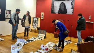 A la galerie Maupetit, Marseille.